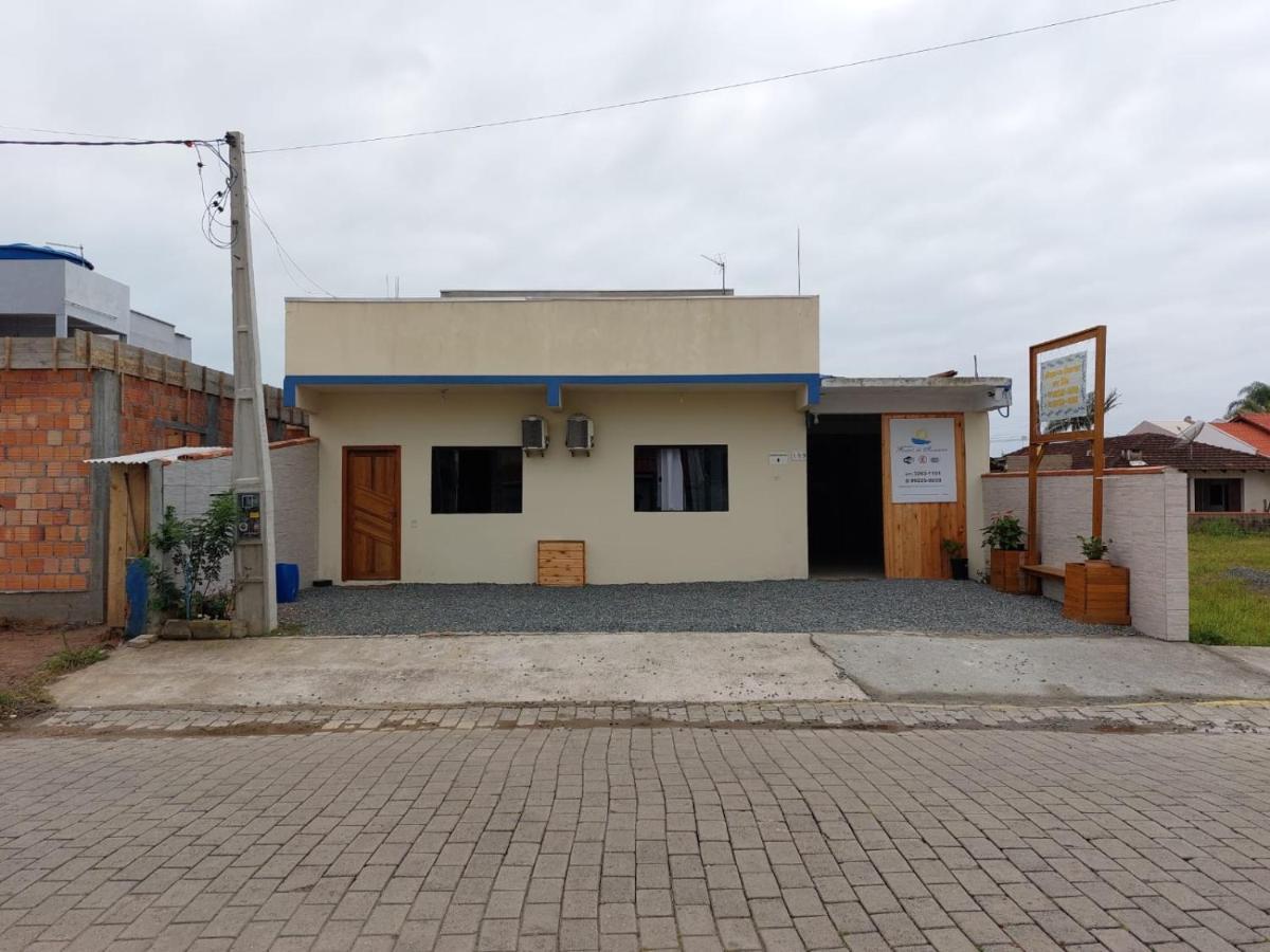 Pousada Pontal Da Armacao Пеня Екстериор снимка