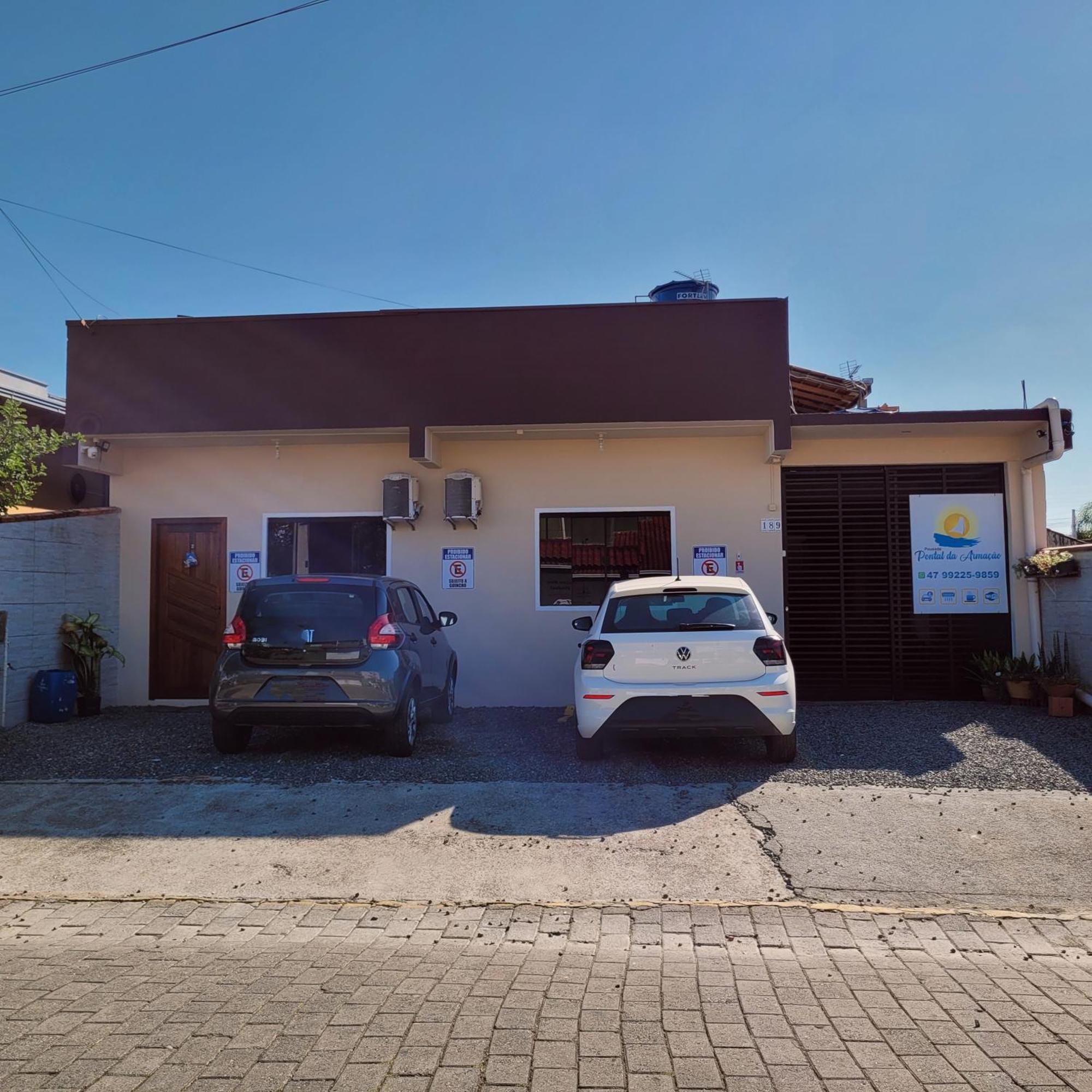 Pousada Pontal Da Armacao Пеня Екстериор снимка